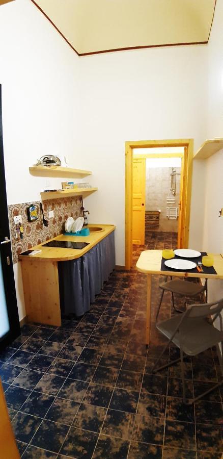 Case Vacanze "Residenze Trapanesi" Trapani Exterior photo