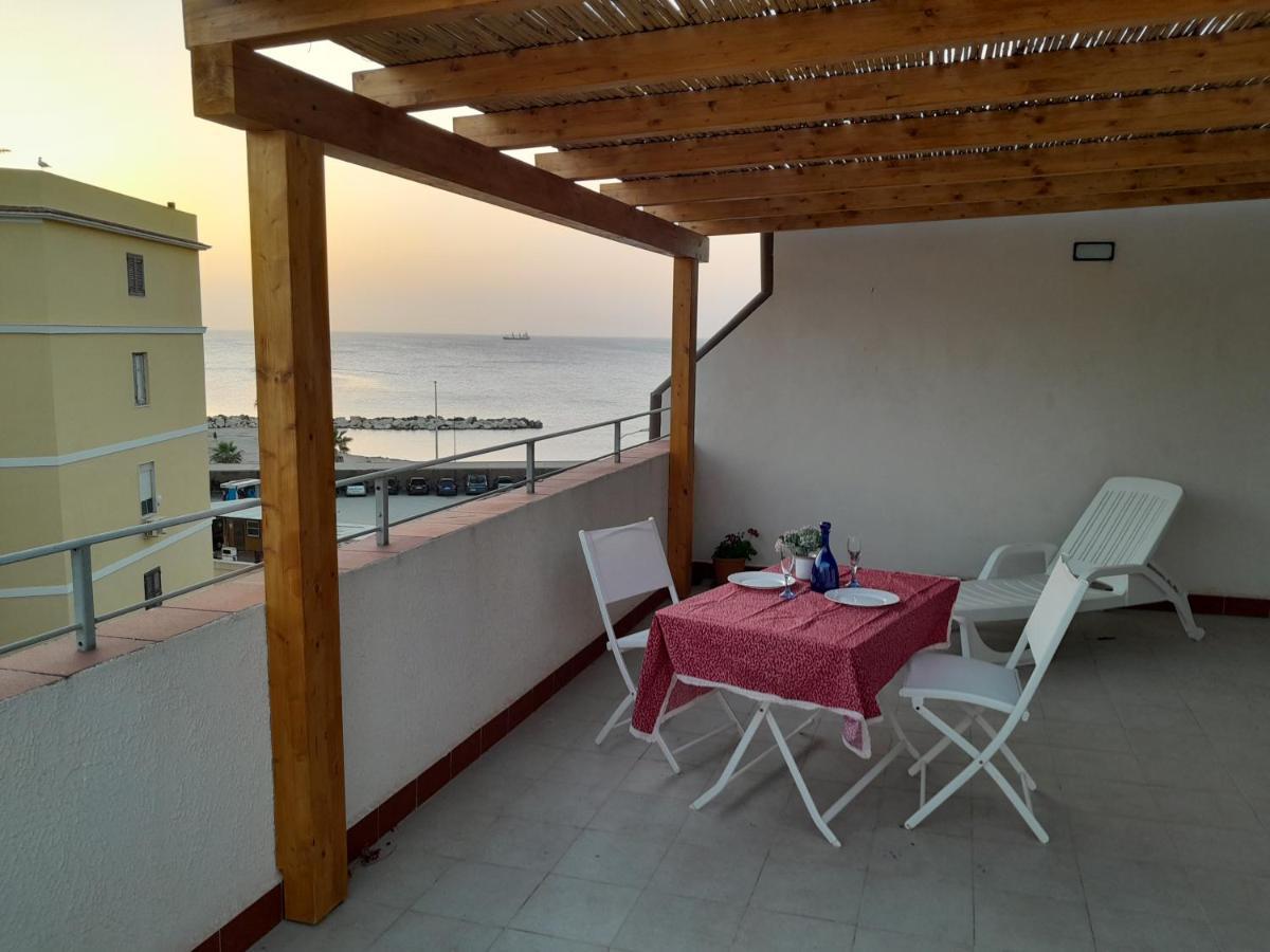 Case Vacanze "Residenze Trapanesi" Trapani Exterior photo